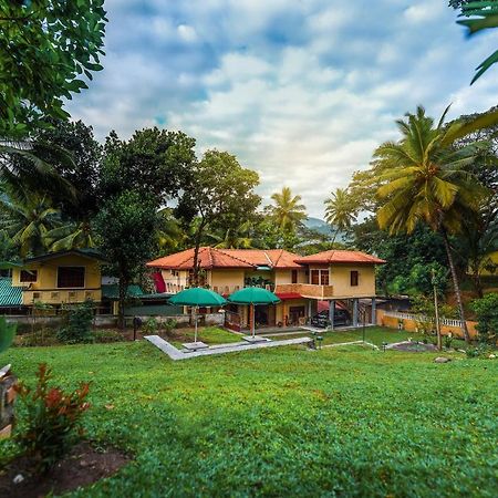 Mahaweli View Bungalow Kandy Eksteriør billede
